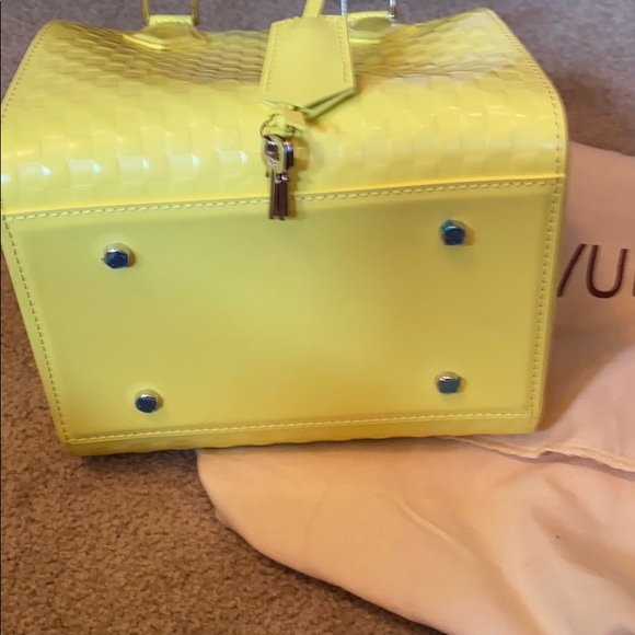 COPY - Will not negotiate this is collection edition - Picture 6 of 11